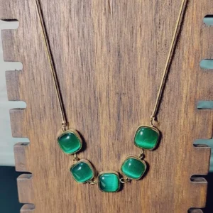 Anti-tarnish Waterproof Green Pearl Chain Gold Look Like Light Weight