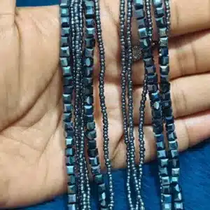 Six Layers Magnet Lock Necklace (Black)