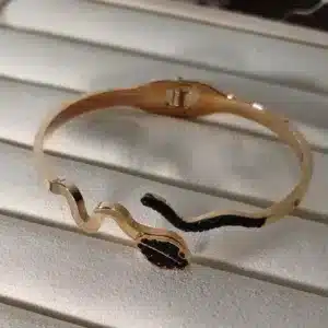 Snake Look Beautiful Copper Bracelet Black Studded